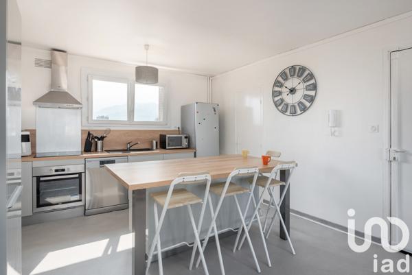 Appartement à vendre 4 pièces 68 m² Saint-Martin-d'Hères