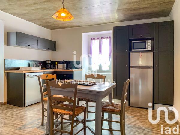 Maison 8 pièces de 234 m² à Fondamente (12540)