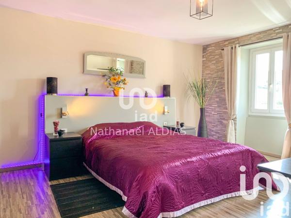 Maison 8 pièces de 234 m² à Fondamente (12540)