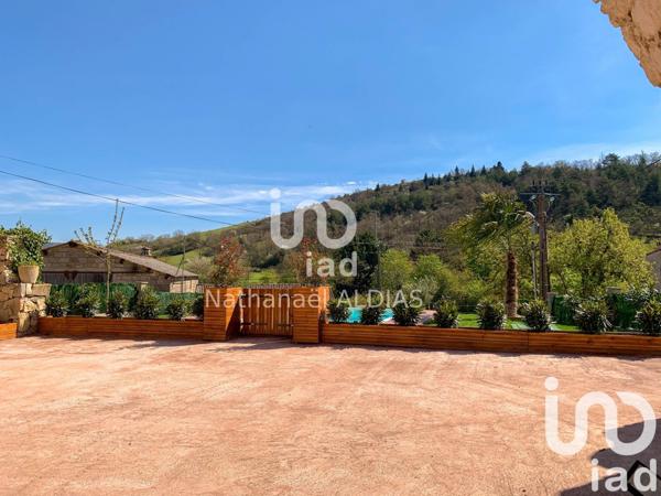 Maison 8 pièces de 234 m² à Fondamente (12540)