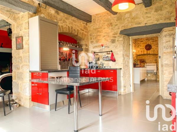 Maison 8 pièces de 234 m² à Fondamente (12540)