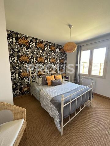 Exclusivité, saint gelais, plain pied de 114 m² à 15 minutes de niort, trois chambres, garage et terrain de 450 m²