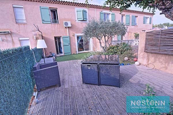 Maison moderne à vendre à Istres - 3 chambres, jardin et garage !