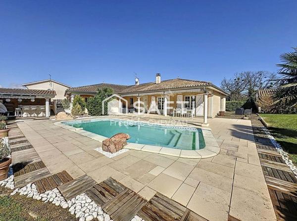Superbe villa sur Charnay les Mâcon, 5 chambres,avec piscine