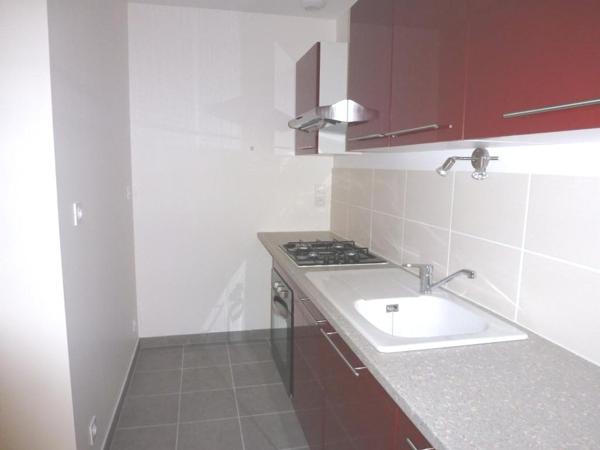 Appartement * 3 pièces * 79 m² * 26100 ROMANS * 494  € * 44  € * 538  €