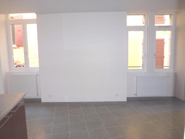 Appartement * 3 pièces * 79 m² * 26100 ROMANS * 494  € * 44  € * 538  €