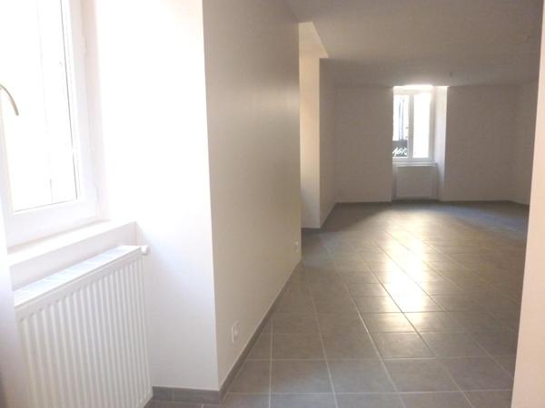 Appartement * 3 pièces * 79 m² * 26100 ROMANS * 494  € * 44  € * 538  €