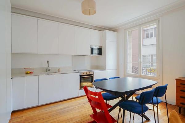 Appartement Paris 15 e - SÈVRES-LECOURBE / RUE FRANÇOIS BONVIN