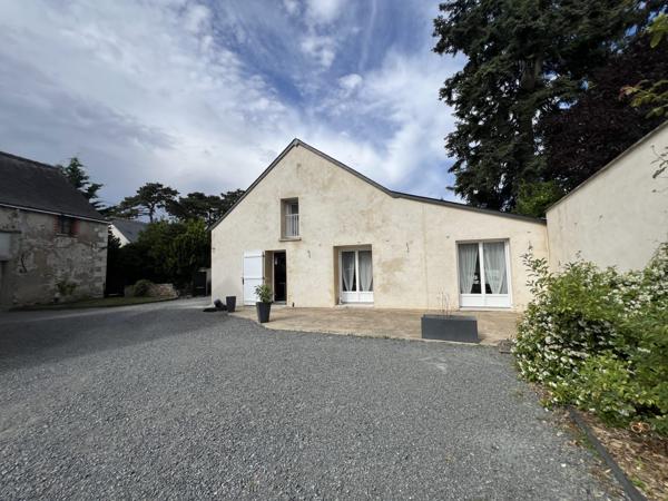 À vendre - Maison individuelle, 5 pièces située à Saint-Cyr-sur-Loire (37540)
