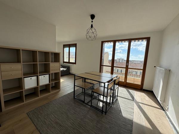 Appartement Nimes 3 pièce(s) 52.03 m2
