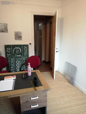 Immeuble à vendre à Brionne dans l'Eure (27800), ref : VTE 111882