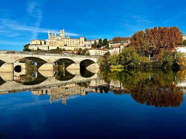 T3 lumineux de 62 m² avec terrasse exposée Sud et parking, Béziers (Centre ville)