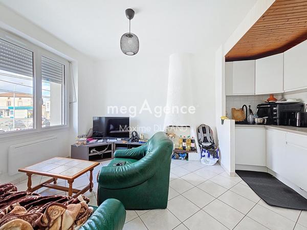 Immeuble à CHOLET, 49300 - 126m²