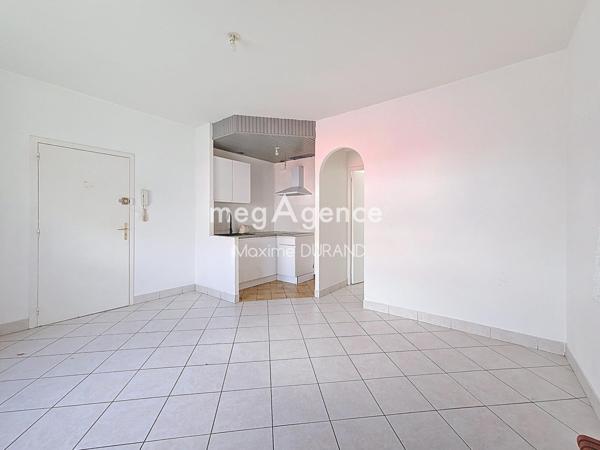 Immeuble à CHOLET, 49300 - 126m²