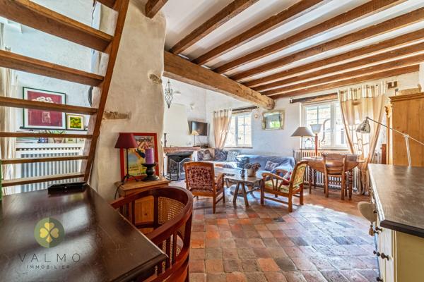 Maison
                                                                                                                                                                                                                                                                                                                        6 pièce(s)                                                                                                                                                                                                          3 chambre(s)                                                                                                                                                                                                          128  m²