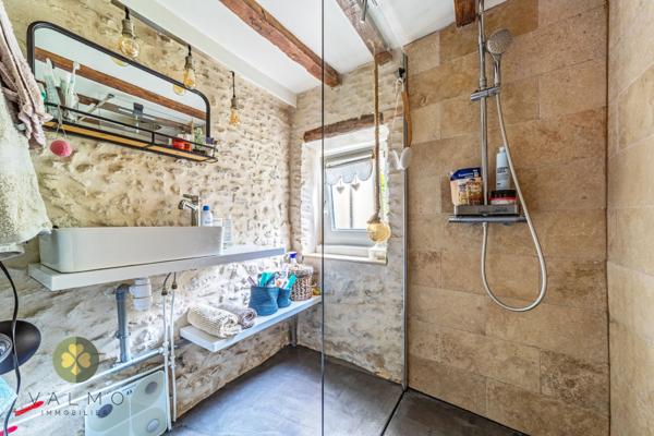 Maison
                                                                                                                                                                                                                                                                                                                        6 pièce(s)                                                                                                                                                                                                          3 chambre(s)                                                                                                                                                                                                          128  m²