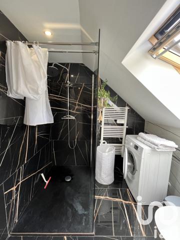 Immeuble à vendre 103 m² Mont-Dore