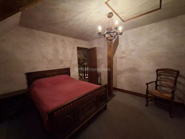Vente                                                      Maison
                        
                     8 pièces                      200 m2                     à Gournay-en-Bray