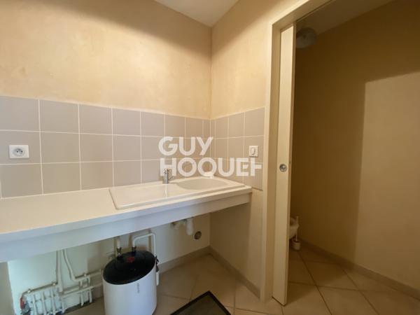 Local professionnel à louer