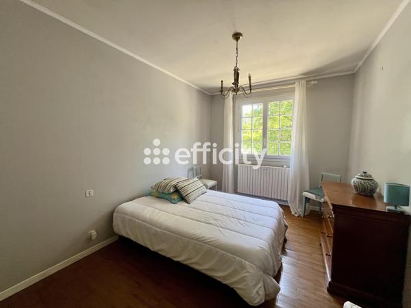 Maison 5 pièces - 130 m² Exclusivité efficity