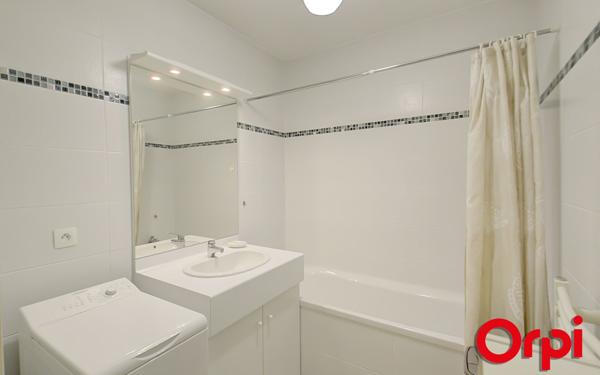 Appartement à vendre    3 pièces • 65 m2 Bourgoin-Jallieu