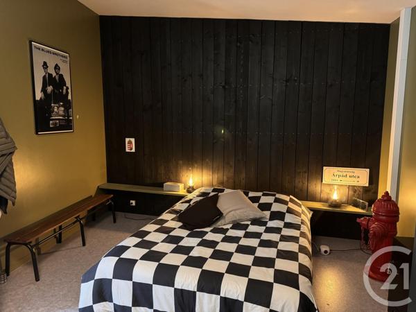 Maison à vendre  5 pièces - 279 m2 LE FENOUILLER - 85