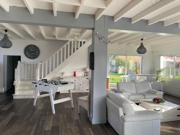 Maison La Bernerie En Retz 8 pièce(s) 255 m2