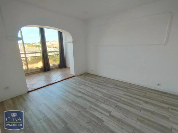 Appartement à louer 4 pièces 73.03m²