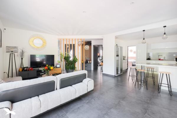 Maison à vendre |  Le Crès |  6 pièces | 160 m²