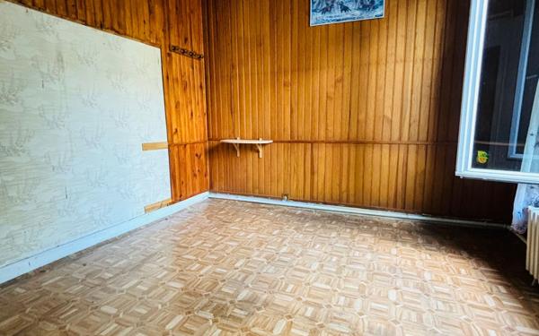 Maison à vendre    4 pièces •  Stains