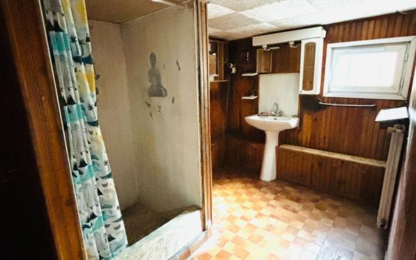 Maison à vendre    4 pièces •  Stains