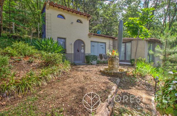 Saint-Laurent-de-Cerdans (66260) Mas authentique rénové