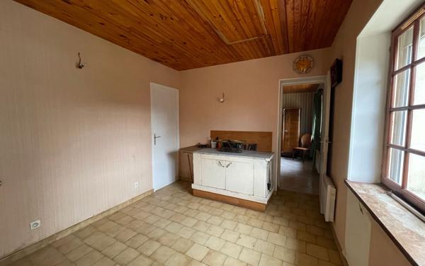 Maison à vendre    5 pièces •  Courtomer