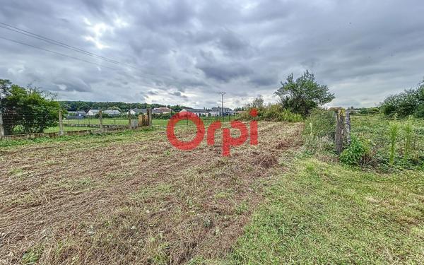 Terrain à vendre    Brugheas