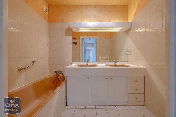 Appartement à vendre 4 pièces 92.12m² Annecy (74000)