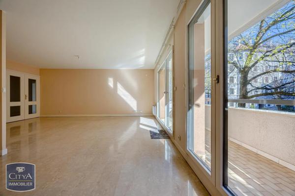 Appartement à vendre 4 pièces 92.12m² Annecy (74000)