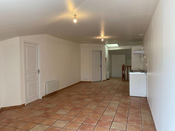 Appartement FONTENAY LE COMTE - 2 pièce(s) - 47 m2