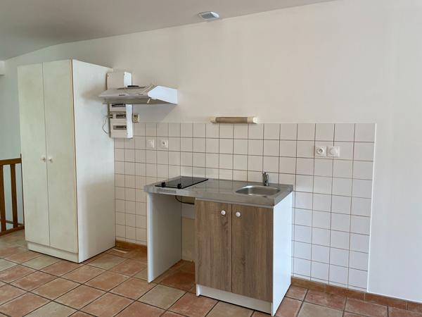 Appartement FONTENAY LE COMTE - 2 pièce(s) - 47 m2