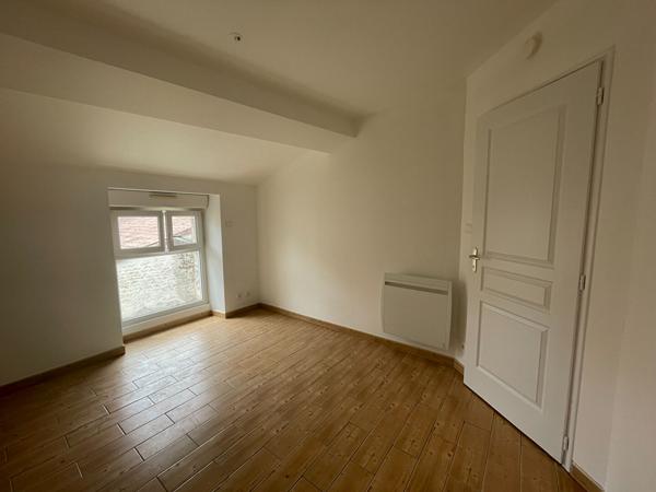 Appartement FONTENAY LE COMTE - 2 pièce(s) - 47 m2