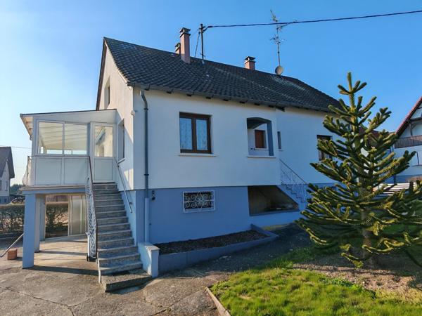 Maison 7 pièces - 4 chambres - Sous sol - Terrain 8.5 ares