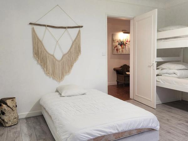 Belle Villa des Années 70 - Terrain arboré d'environ 6300m² - à vendre - 7 pièces - proche de Soustons - AZUR (40)