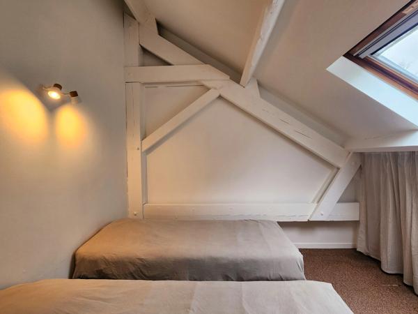 Belle Villa des Années 70 - Terrain arboré d'environ 6300m² - à vendre - 7 pièces - proche de Soustons - AZUR (40)