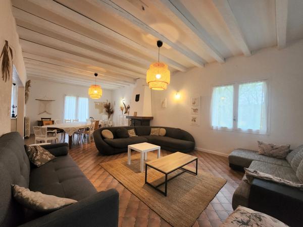 Belle Villa des Années 70 - Terrain arboré d'environ 6300m² - à vendre - 7 pièces - proche de Soustons - AZUR (40)