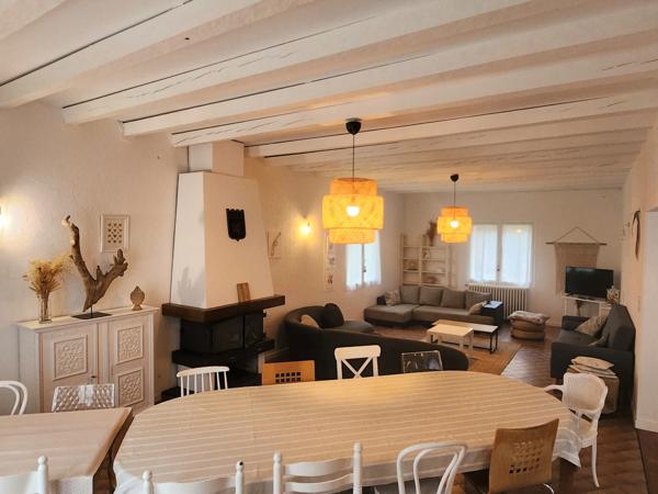 Belle Villa des Années 70 - Terrain arboré d'environ 6300m² - à vendre - 7 pièces - proche de Soustons - AZUR (40)