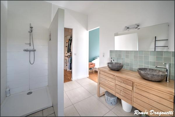 Dpt Ain (01), à vendre PREVESSIN MOENS appartement T4 de 153,89 m²