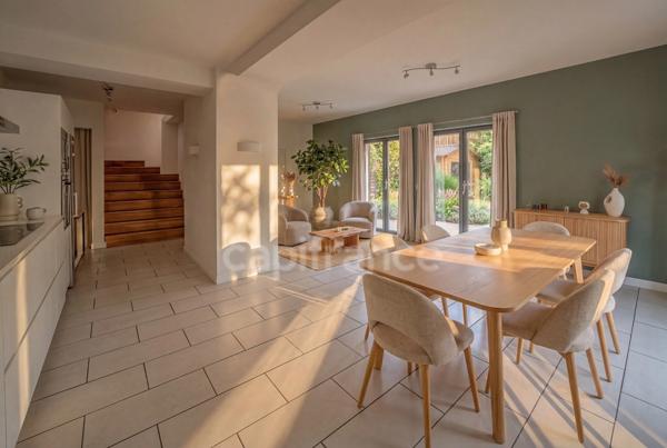 Dpt Ain (01), à vendre PREVESSIN MOENS appartement T4 de 153,89 m²