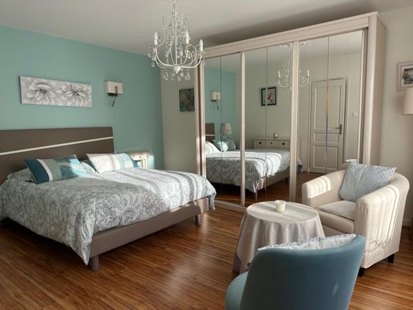 Vente Maison Chatelaillon plage 1 740 000 € HAI - 350 m2 - 6 Chambres - Réf. VM1140-TERREETMER17_