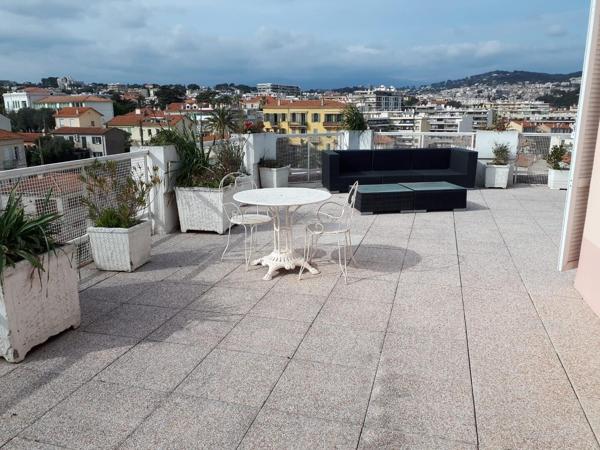 Appartement T3 sur toit vue mer