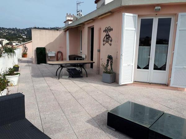 Appartement T3 sur toit vue mer