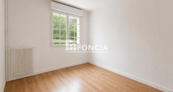 Location Appartement 3 pièces 62.67 m² - Sceaux 92330